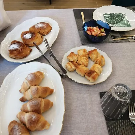 Il Glicine Frühstückspension *